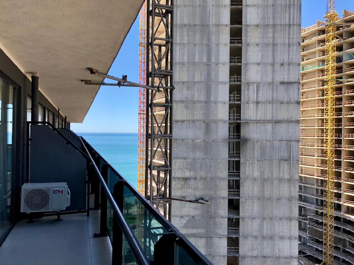 Batumi Orbi Beach Tower Εξωτερικό φωτογραφία